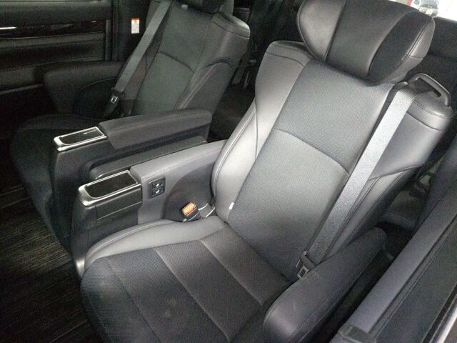 2022 Toyota Alphard SR C Package 4WD auction photo 6