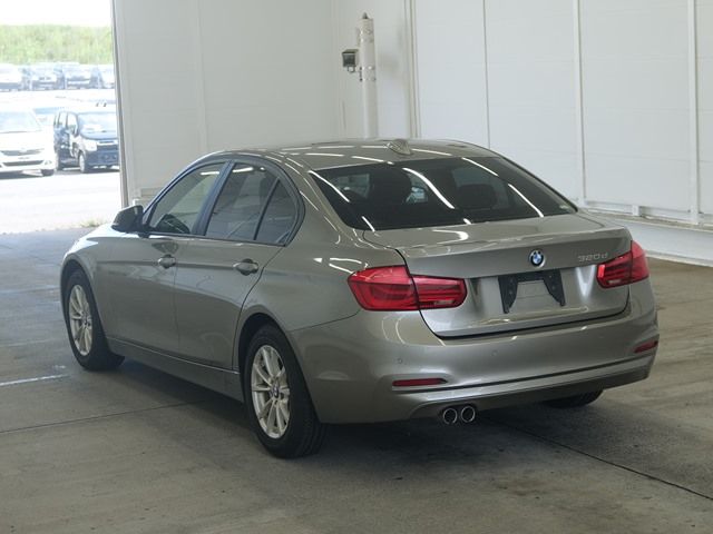 2017 BMW BMW 320D auction photo 2