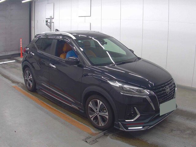 2022 Nissan Kicks X Two-Tone Interior Edition Japan auction vehicle