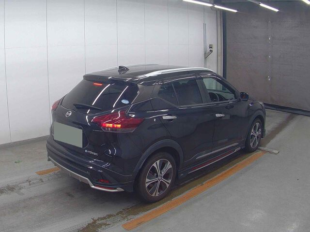 2022 Nissan Kicks X Two-Tone Interior Edition auction photo 5