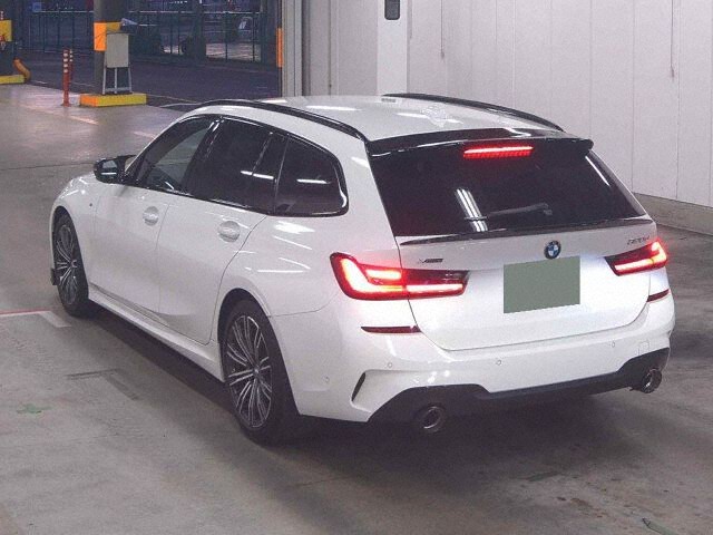 2020 BMW 3 Series 320DXDRツリMスポ 4WD auction photo 2