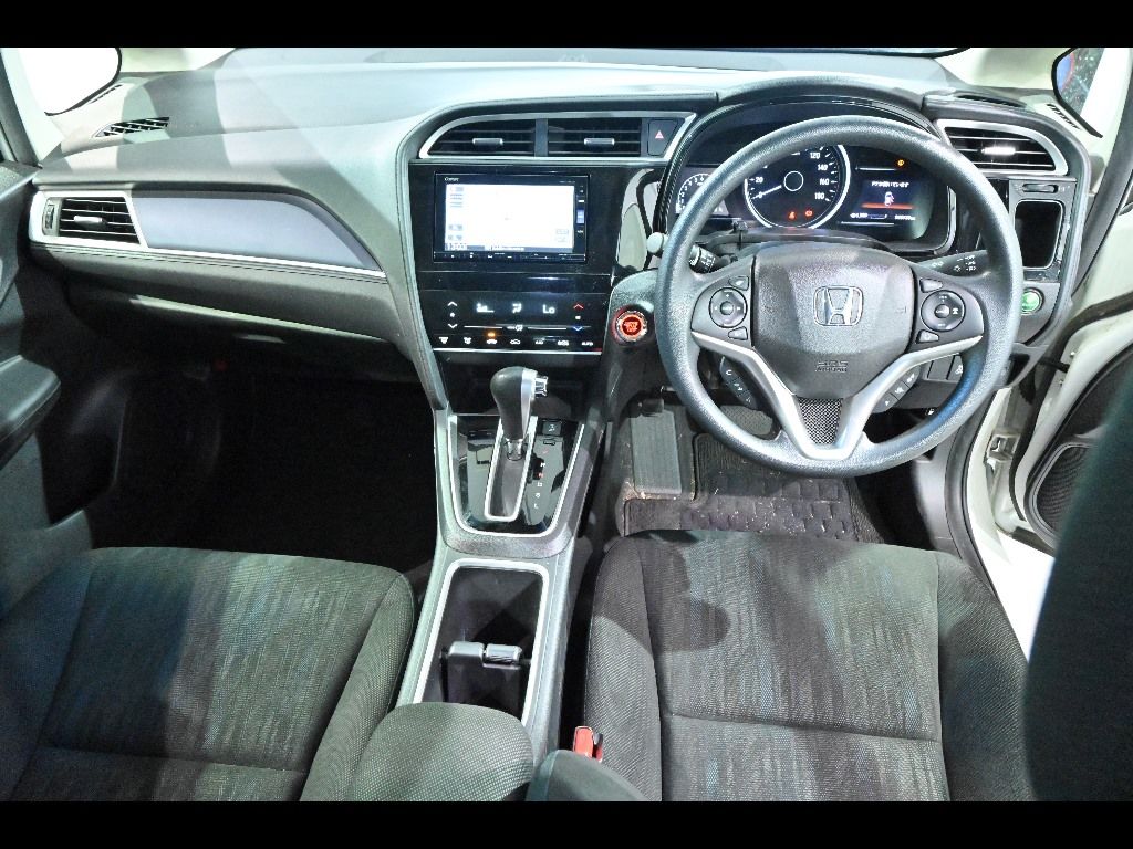 2019 Honda Shuttle G Honda Sensing auction photo 3