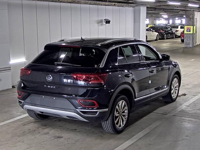 2023 Volkswagen VW T-ロック TSIスタイル auction photo 3