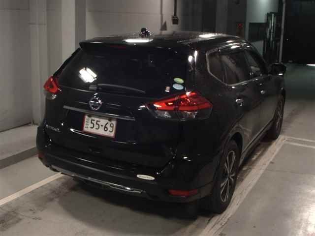 2017 Nissan X-Trail 20X auction photo 5