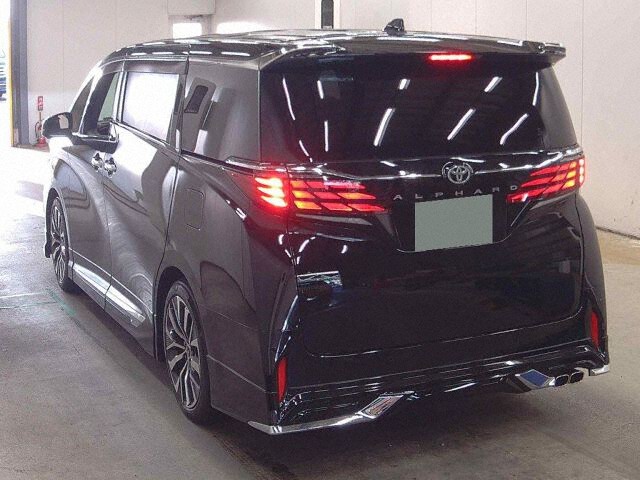 2024 Toyota Alphard Z auction photo 2