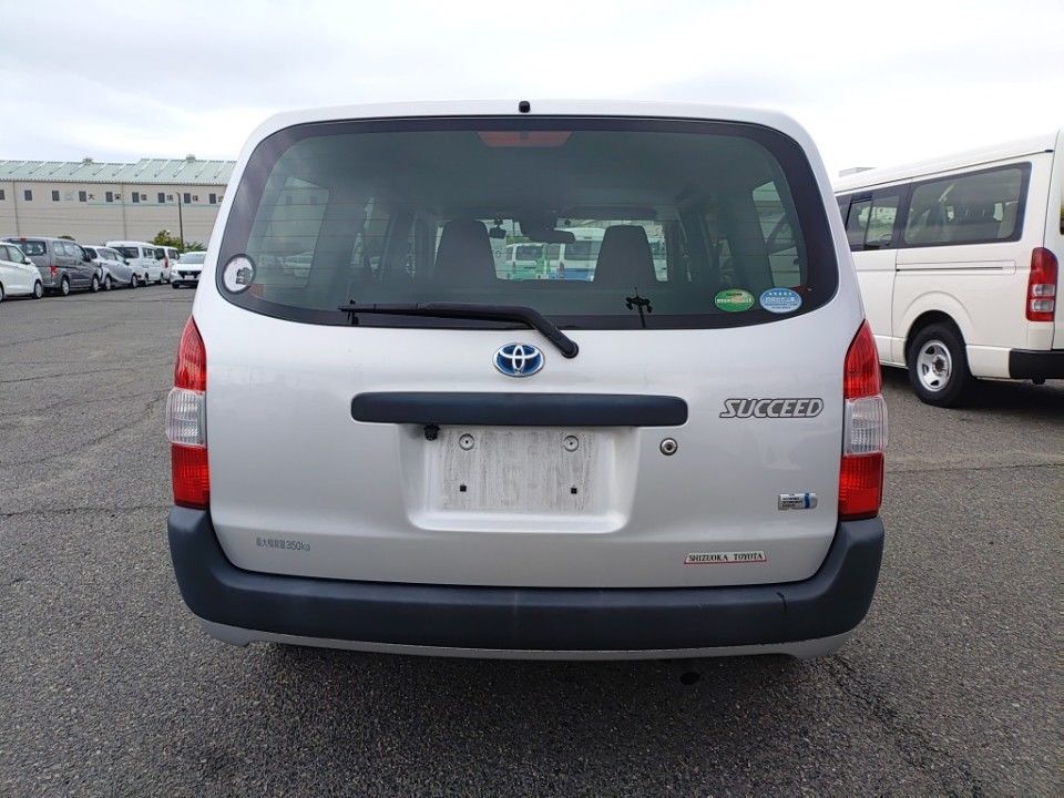 2019 Toyota Succeed auction photo 5