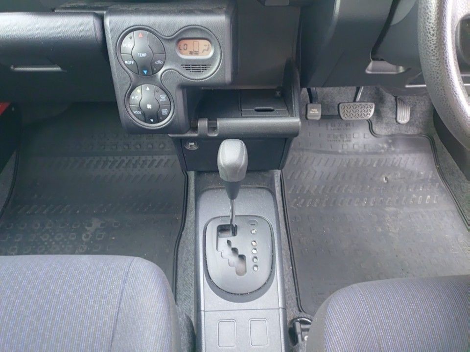 2019 Toyota Succeed auction photo 12