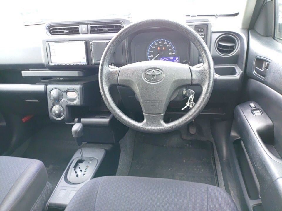 2019 Toyota Succeed auction photo 3