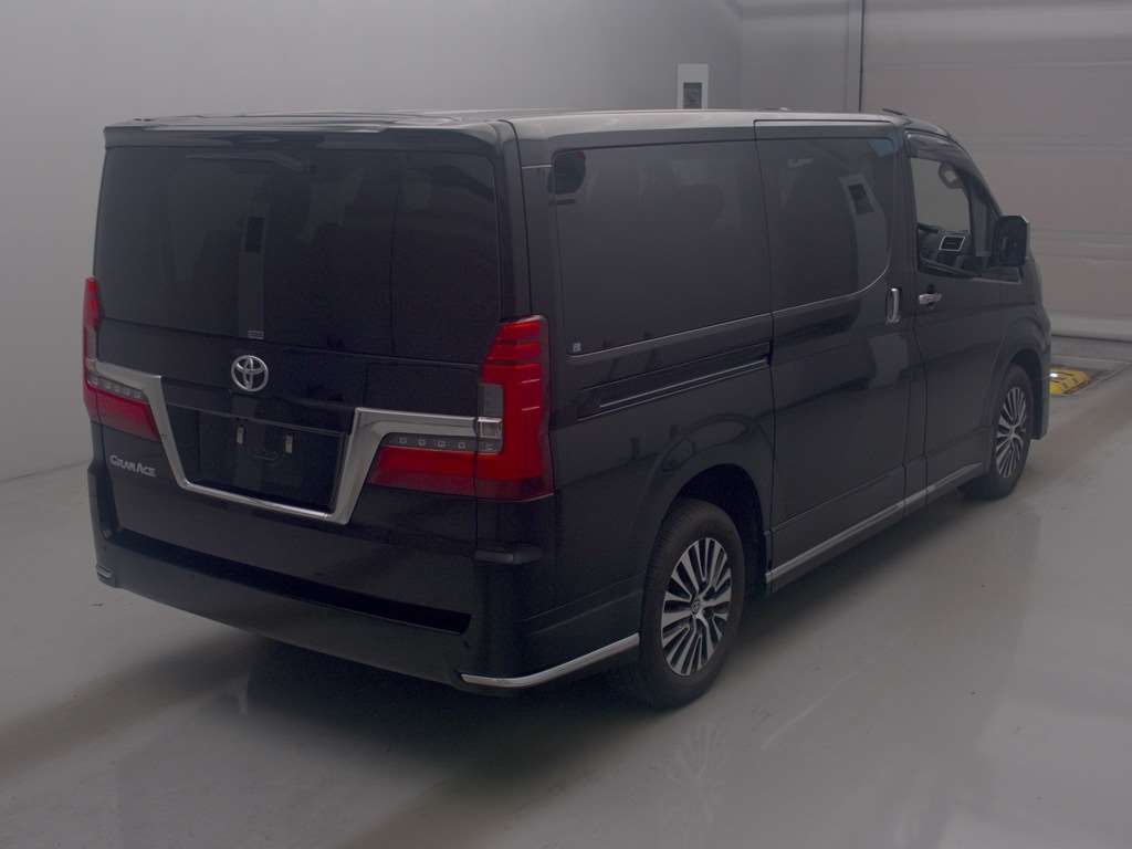 2023 Toyota グランエース G auction photo 2