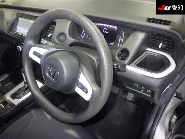 2022 Honda Fit basic auction photo 5