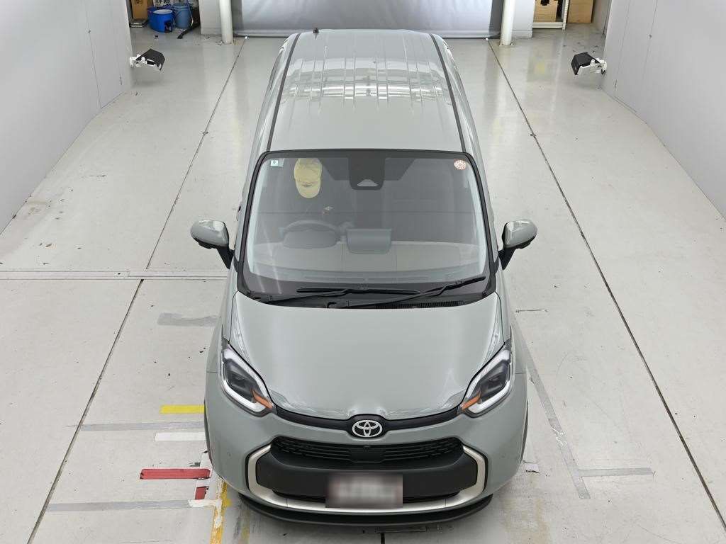 2024 Toyota Sienta ハイブリッドZ auction photo 7