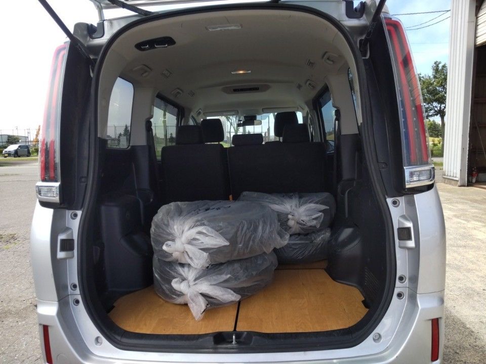 2019 Toyota Noah auction photo 8