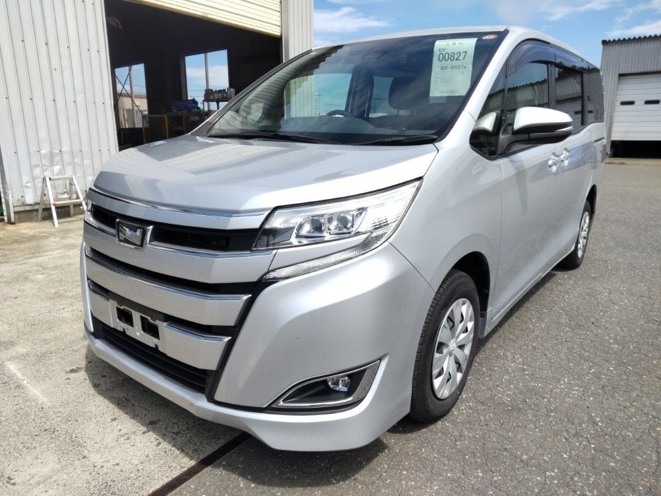 2019 Toyota Noah Japan auction vehicle