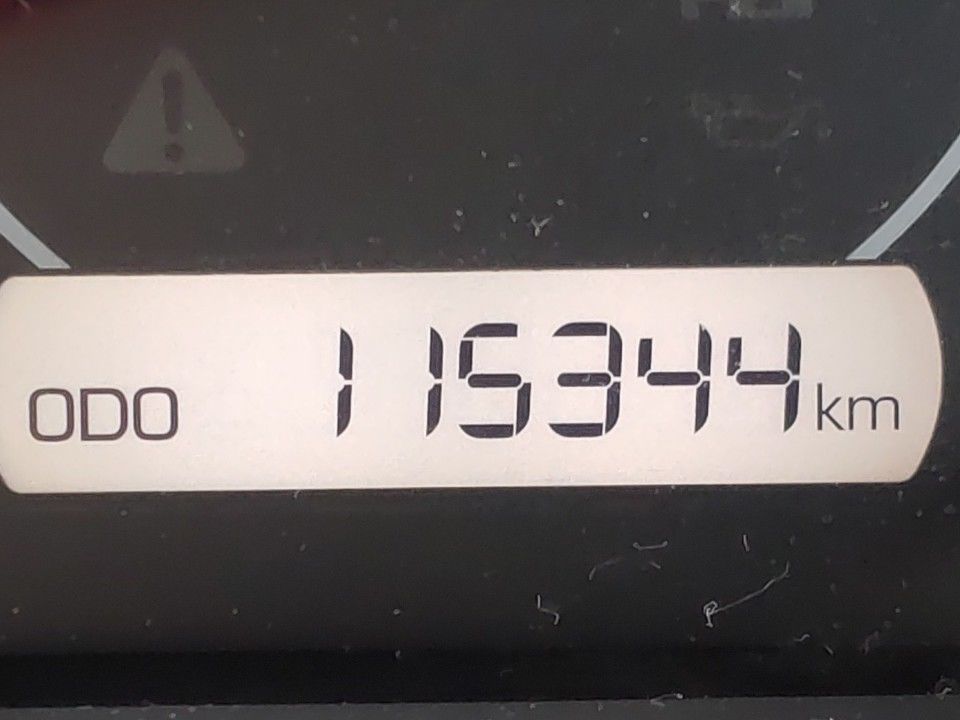 2019 Toyota Noah auction photo 10