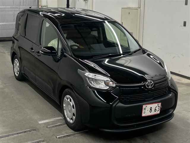 Japan Auction Vehicles 11 2023 Toyota Sienta G auction photo