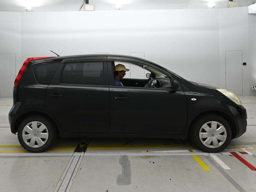 2012 Nissan Note auction photo 3