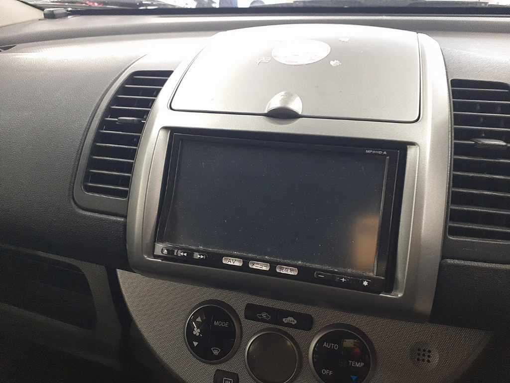 2012 Nissan Note auction photo 12