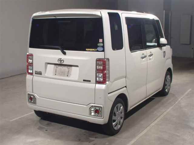 2019 Toyota ピクシスメガ D SA III auction photo 2