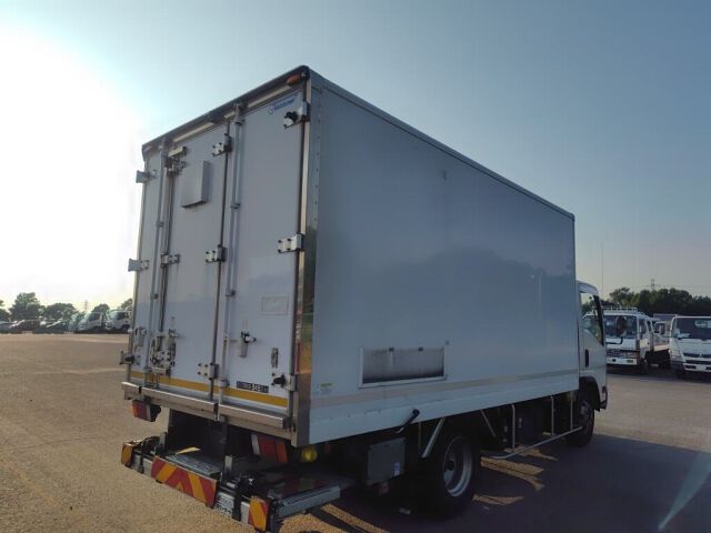 2020 Isuzu Elf Panel Van P/G auction photo 5