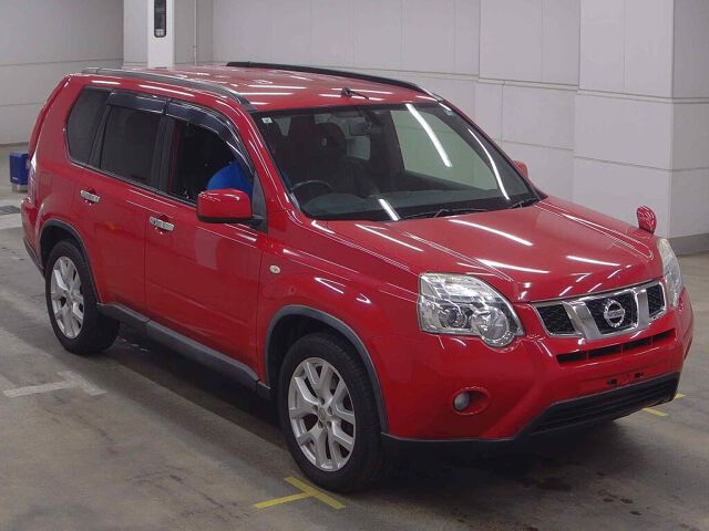 2013 Nissan X-Trail 20XTT 4WD selected Japan auction vehicle