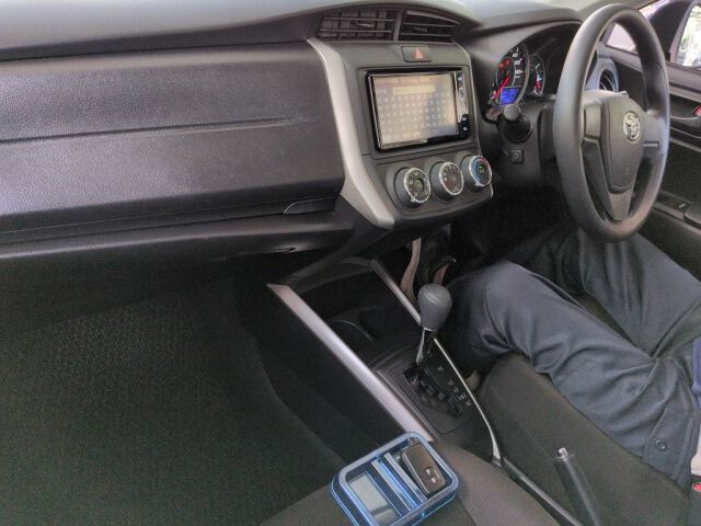 2023 Toyota Corolla Fielder EX auction photo 3