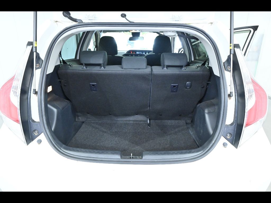 2016 Toyota Aqua S Style Black auction photo 14