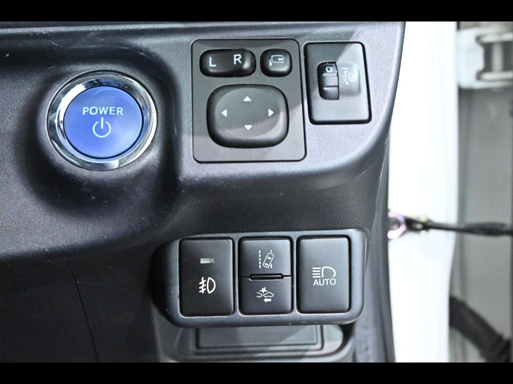 2016 Toyota Aqua S Style Black auction photo 8