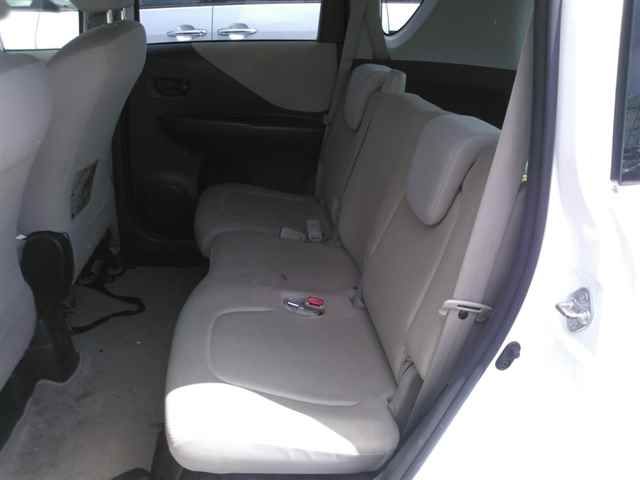 2010 Toyota Ractis auction photo 9