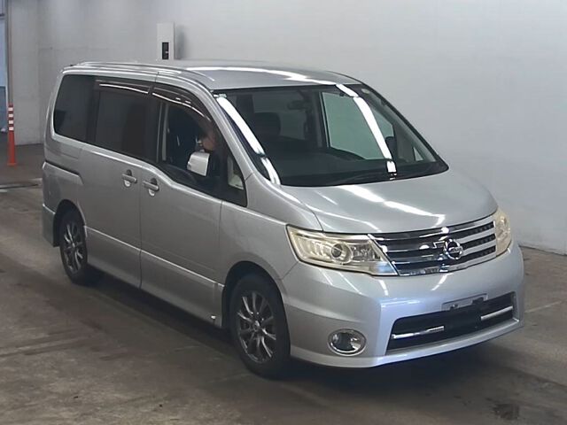 2010 Nissan Serena ハイウェイスターVセレク Japan auction vehicle