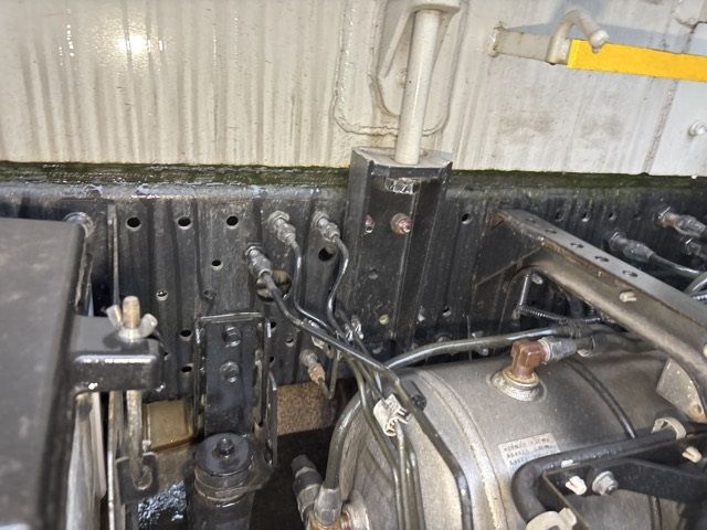 2011 Isuzu Forward サンスイ auction photo 16