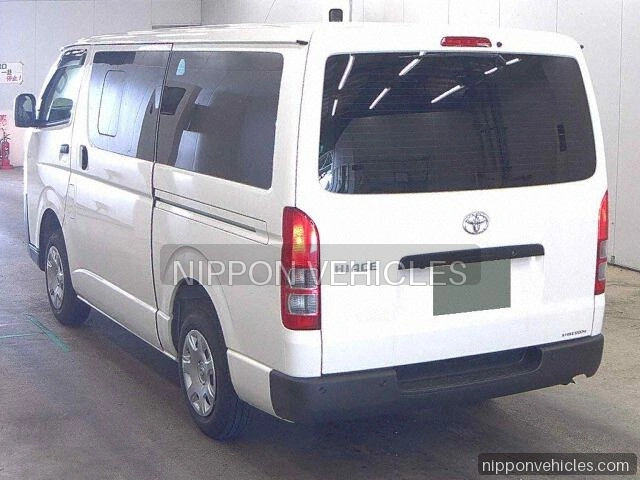 2026 Toyota Hiace ロングDXジャストロー auction photo 2