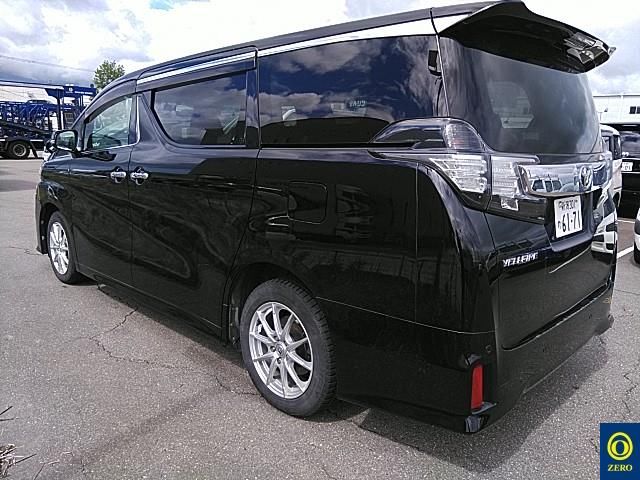 2016 Toyota Vellfire 4WD auction photo 3