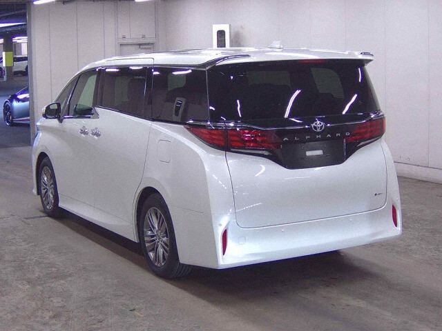 2026 Toyota Alphard Z auction photo 2