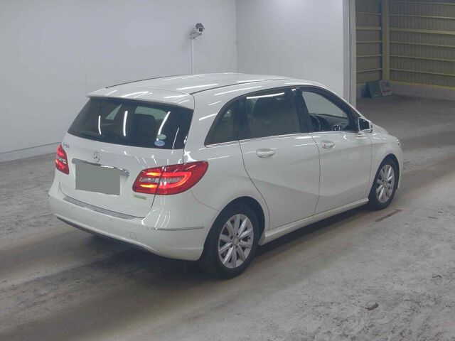 2014 Mercedes-Benz B-Class B180 Blue Effy auction photo 5