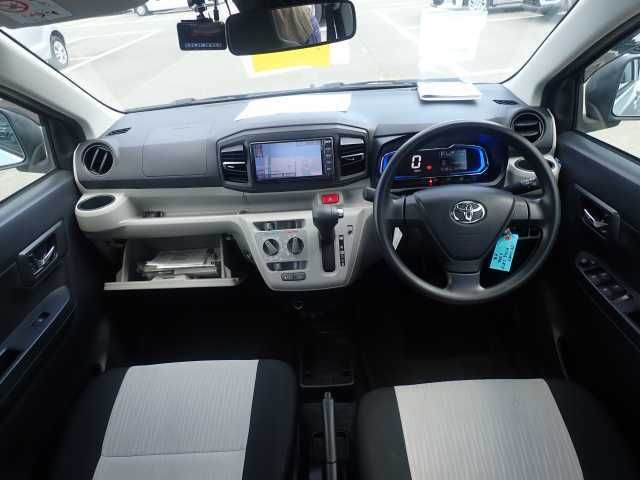 2021 Toyota Pixis Epoch X SA III auction photo 3