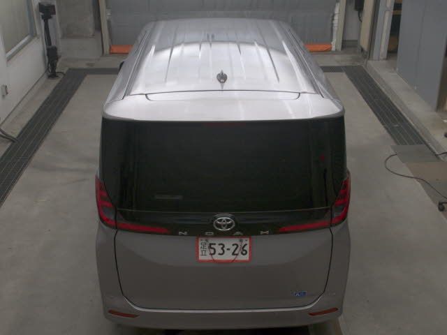 2022 Toyota Noah 4WD X 8ニン auction photo 7