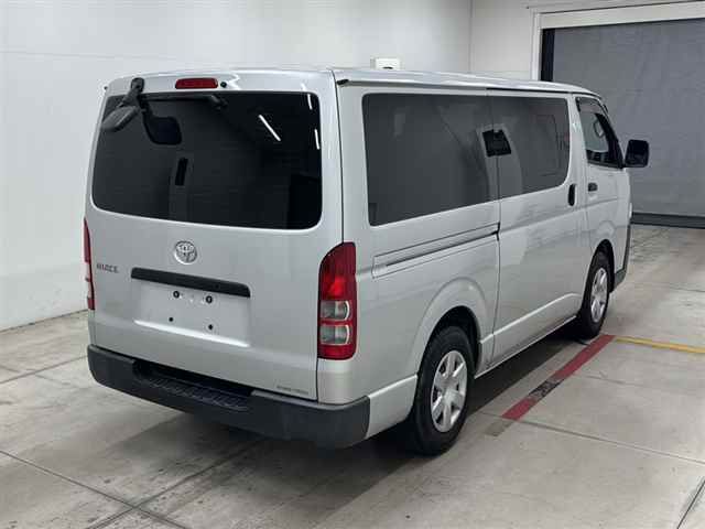 2021 Toyota Hiace Long DX auction photo 5