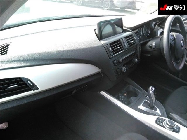 2013 BMW 1 Series 116i auction photo 3