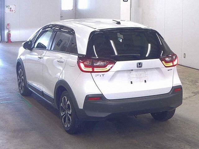 2021 Honda Fit EHEVクロスター auction photo 2