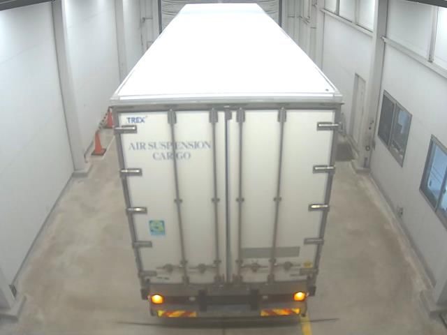 2016 Mitsubishi Fuso Refrigerated and frozen trucks auction photo 3