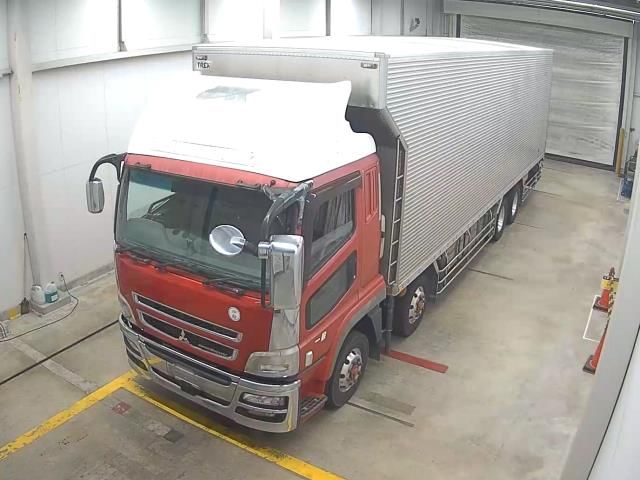 Japan Auction Vehicles 10 2016 Mitsubishi Fuso Refrigerated and frozen trucks auction photo