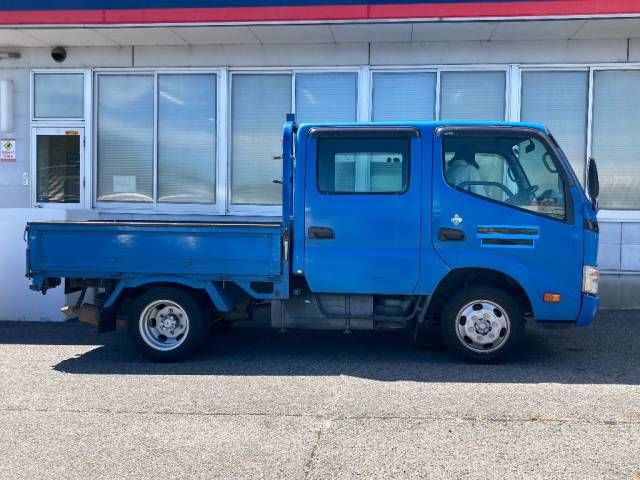 2015 Toyota Dyna Wキャブロングフルジャストロー auction photo 2