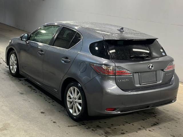 2011 Lexus CT CT200h バージョンC auction photo 3