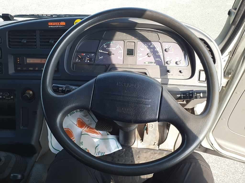 2007 Isuzu Giga クレーン auction photo 8