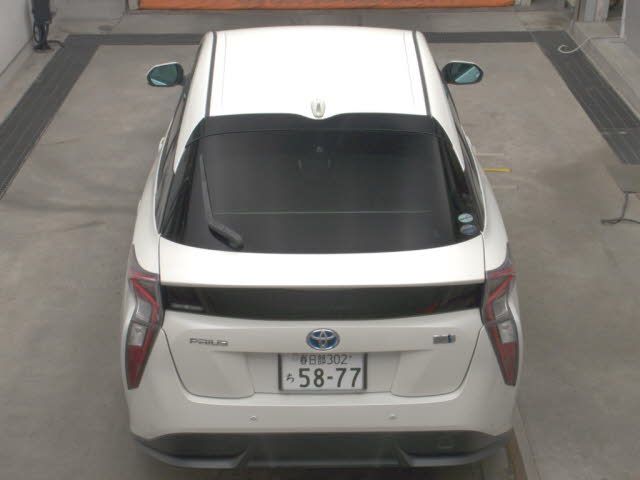 2016 Toyota Prius Aツーリングセレクション auction photo 7