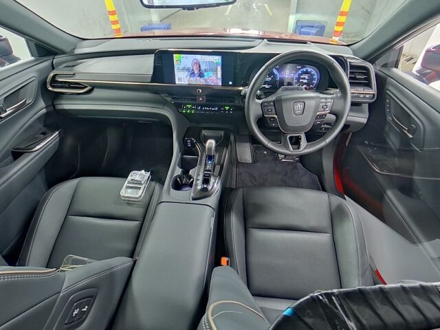 2024 Toyota Crown Sport スポーツZ(HEV) 4WD auction photo 3