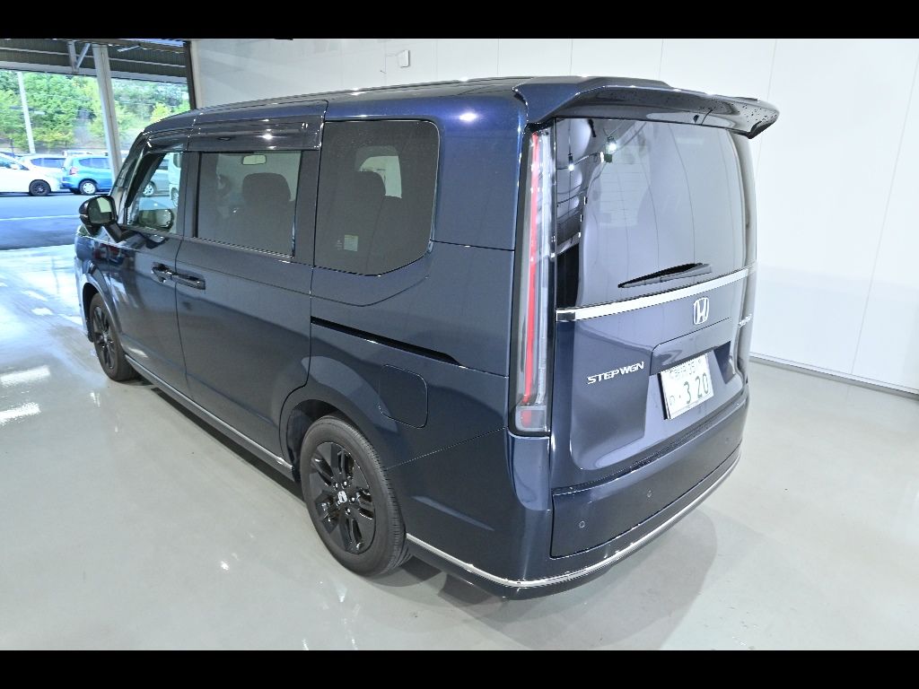 2024 Honda Stepwgn 7人 auction photo 5