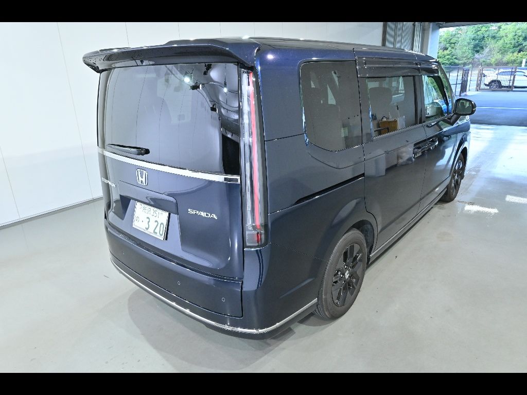 2024 Honda Stepwgn 7人 auction photo 2