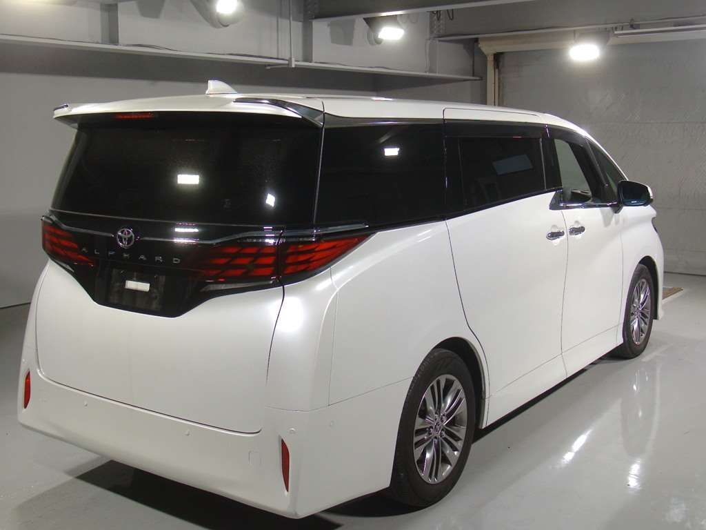 2023 Toyota Alphard Z auction photo 2