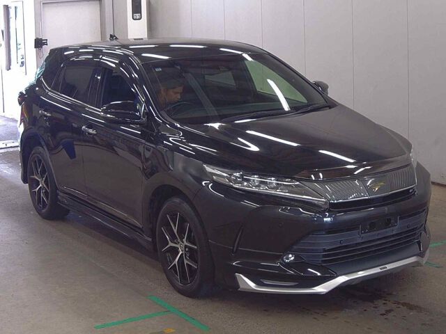 2019 Toyota Harrier Premier Style Noir Japan auction vehicle